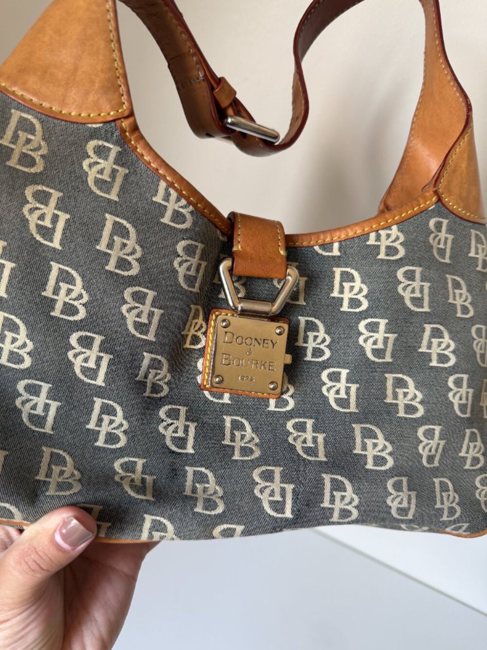 Dooney & Bourke Vintage Shoulder Bag | DB Monogram Canvas Purse | Y2K Hobo Bag - Picture 5 of 7